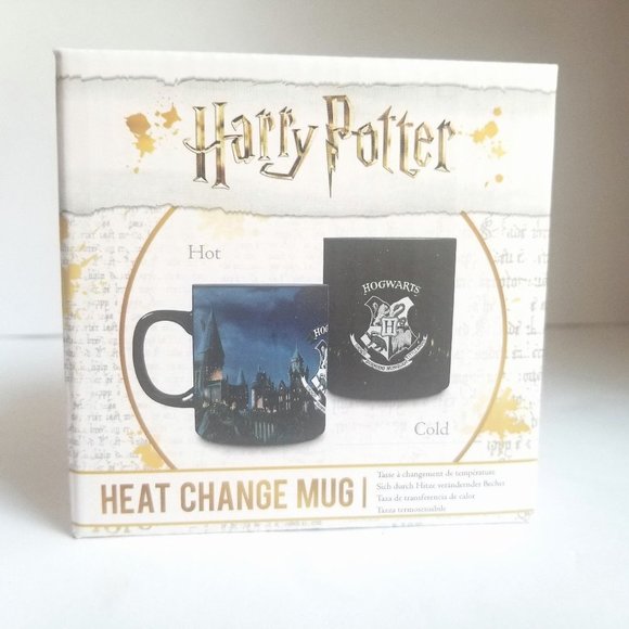 Warner Bros. Other - HARRY Potter Hogwarts Heat Change Mug Black Reveals Hogwarts School New in Box